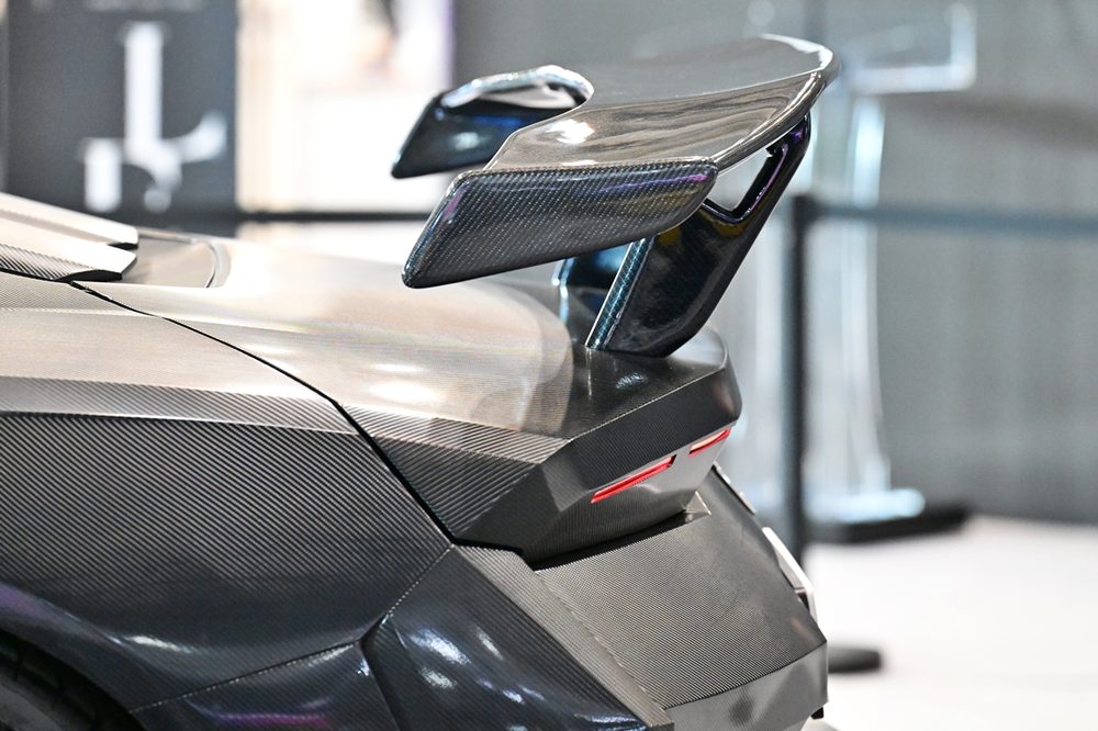 Carbon rear wing detail, SC24